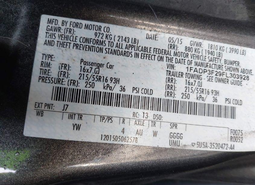 Photo 9 of 2015 Ford Focus SE (VIN 1FADP3F29FL303928)