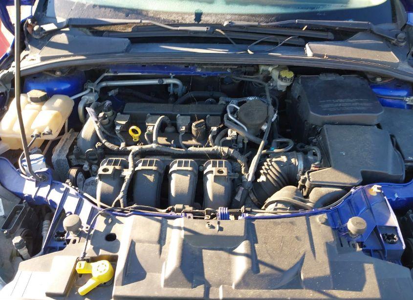 Photo 10 of 2015 Ford Focus SE (VIN 1FADP3F29FL322348)