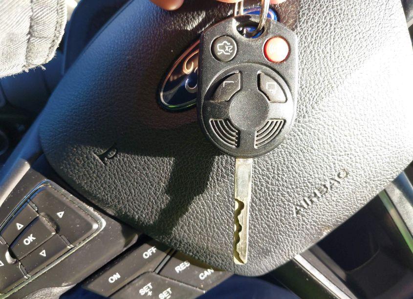 Photo 11 of 2015 Ford Focus SE (VIN 1FADP3F29FL322348)