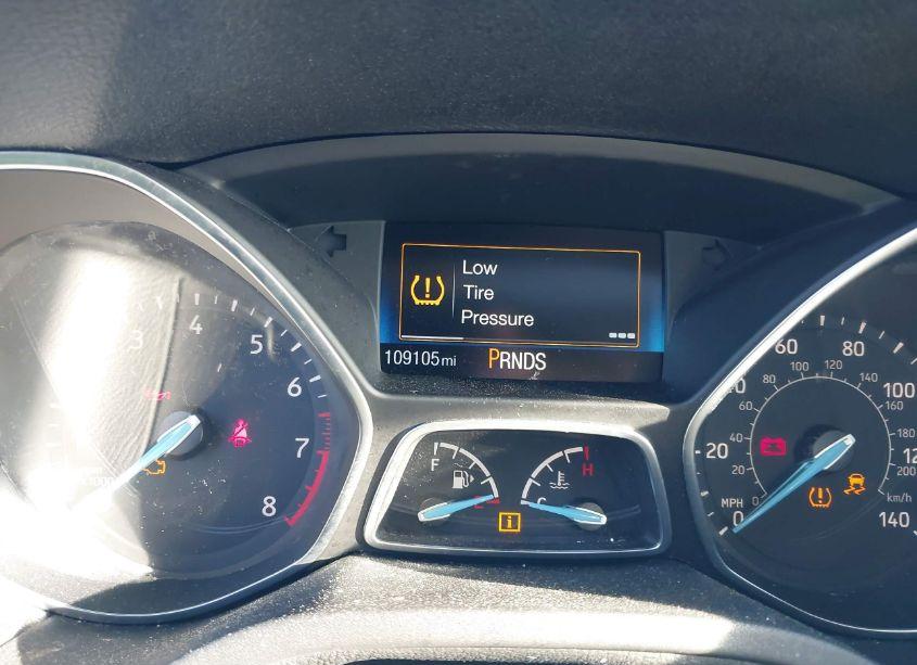 Photo 7 of 2015 Ford Focus SE (VIN 1FADP3F29FL322348)