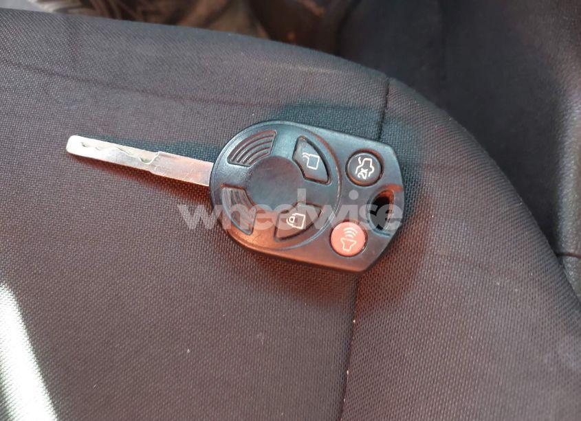 Photo 11 of 2015 Ford Focus SE (VIN 1FADP3F29FL330191)