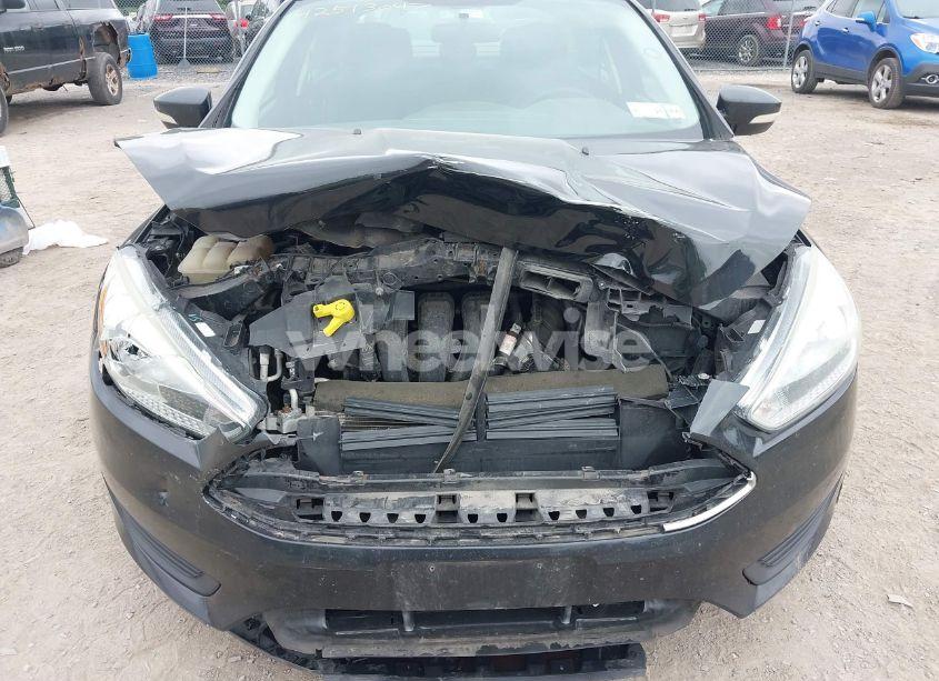 Photo 6 of 2015 Ford Focus SE (VIN 1FADP3F29FL338145)