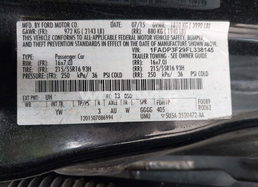 Photo 9 of 2015 Ford Focus SE (VIN 1FADP3F29FL338145)