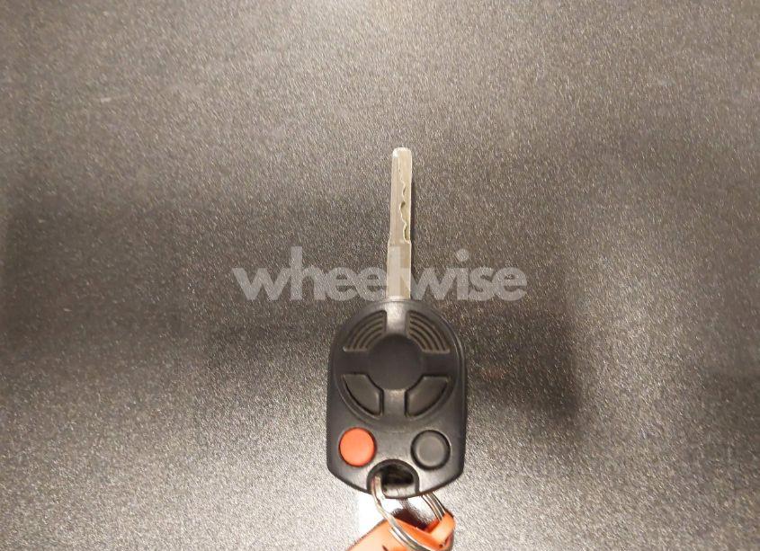 Photo 11 of 2015 Ford Focus SE (VIN 1FADP3F29FL340767)