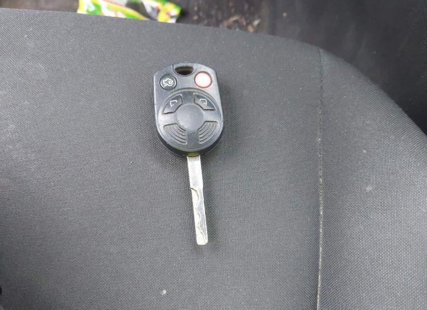 Photo 11 of 2015 Ford Focus SE (VIN 1FADP3F29FL373462)