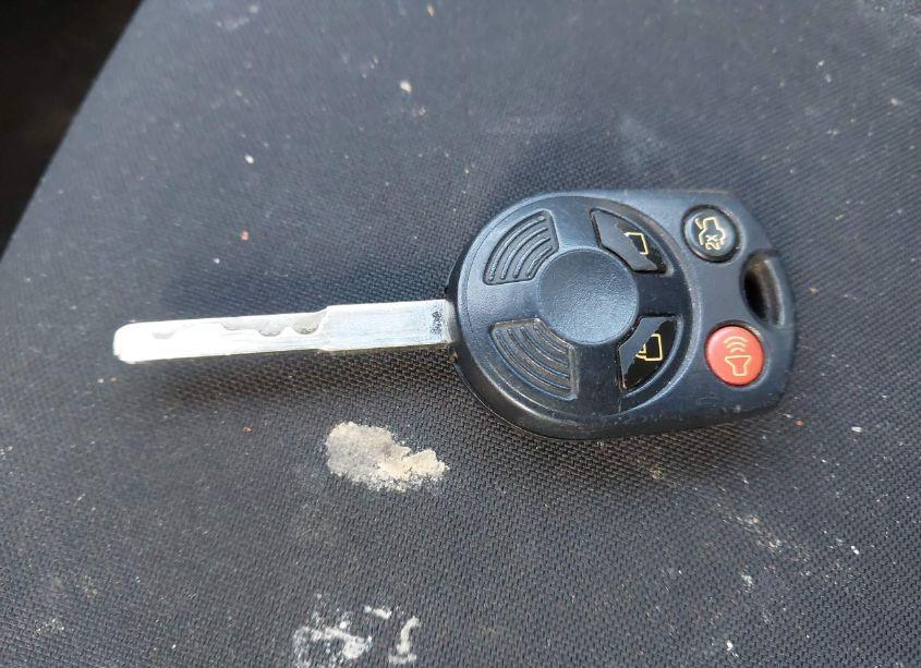 Photo 11 of 2015 Ford Focus SE (VIN 1FADP3F29FL383747)