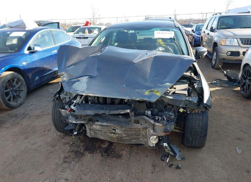 Photo 12 of 2015 Ford Focus SE (VIN 1FADP3F29FL383747)