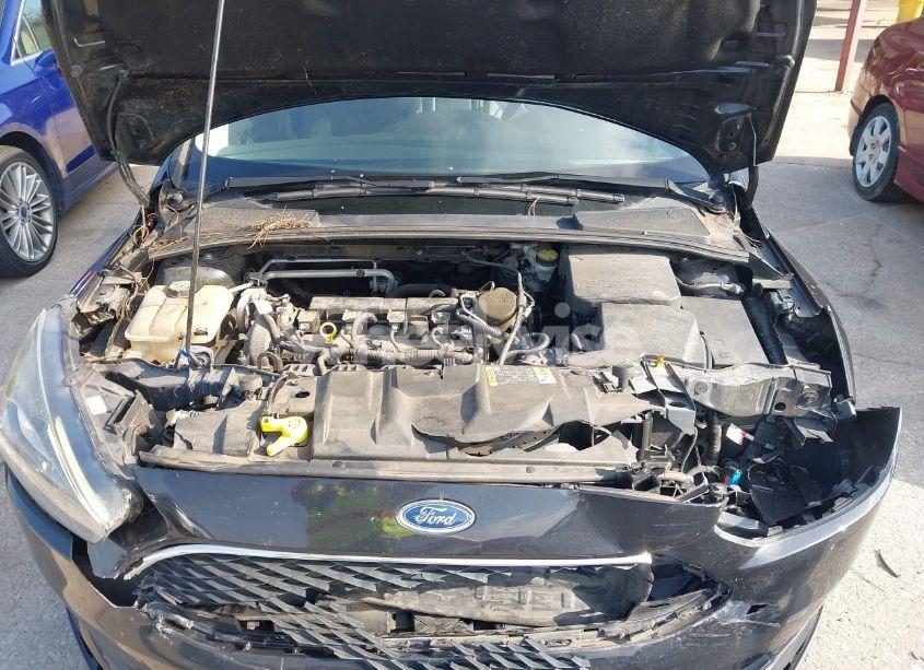 Photo 10 of 2015 Ford Focus SE (VIN 1FADP3F29FL384591)