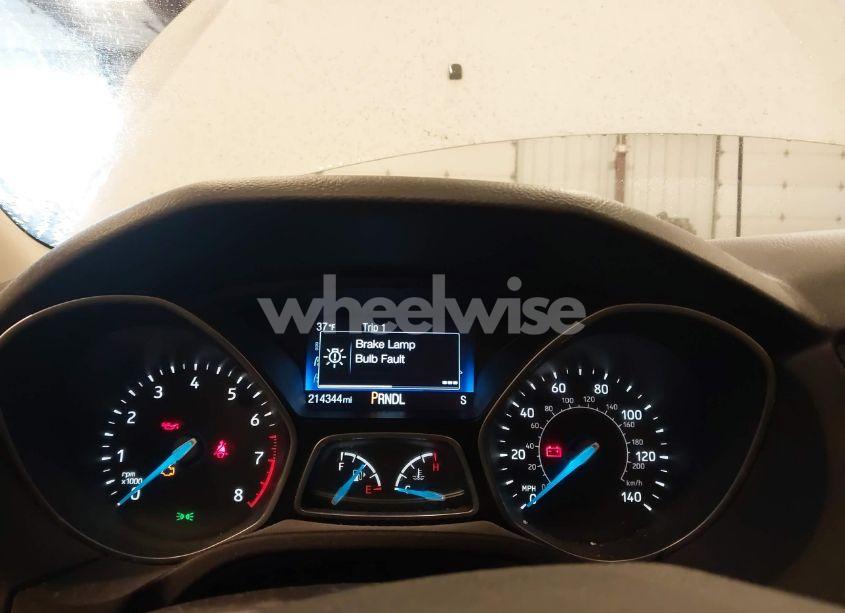 Photo 7 of 2016 Ford Focus SE (VIN 1FADP3F29GL227483)