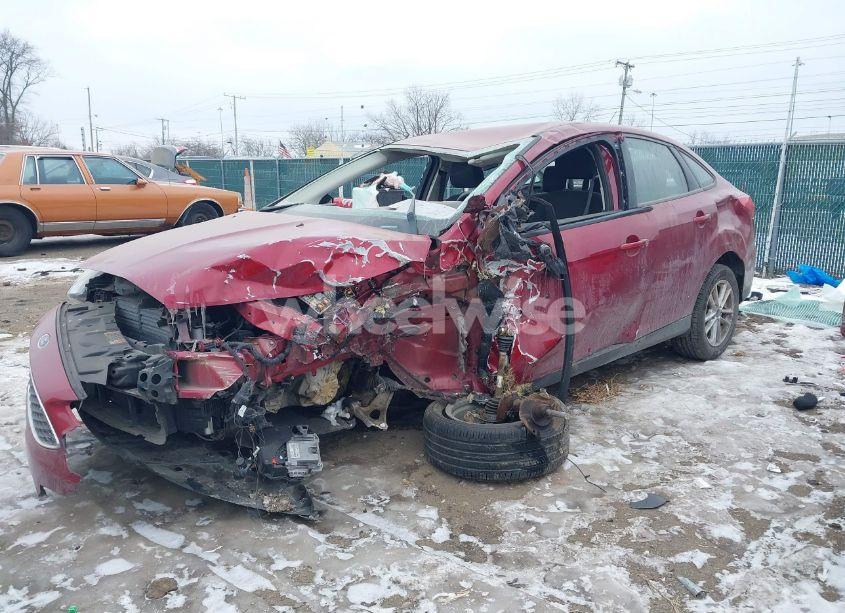 Photo 2 of 2016 Ford Focus SE (VIN 1FADP3F29GL252383)