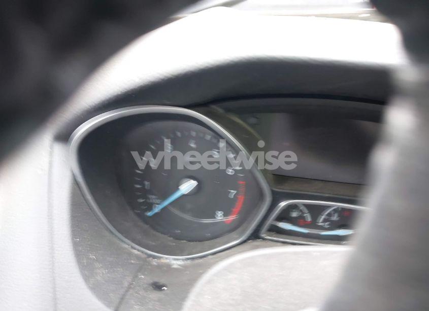 Photo 7 of 2016 Ford Focus SE (VIN 1FADP3F29GL252383)