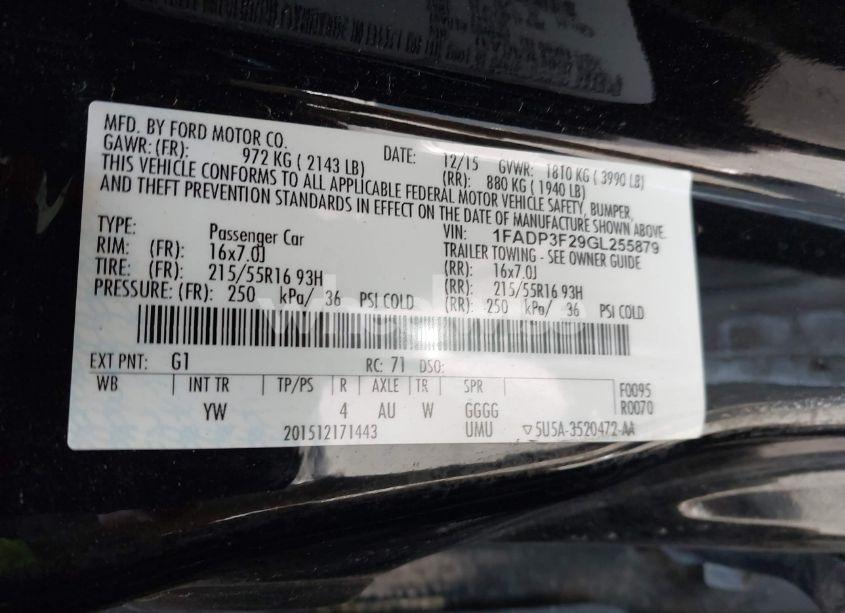 Photo 9 of 2016 Ford Focus SE (VIN 1FADP3F29GL255879)