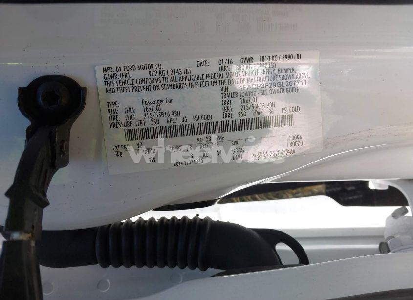 Photo 9 of 2016 Ford Focus SE (VIN 1FADP3F29GL267711)