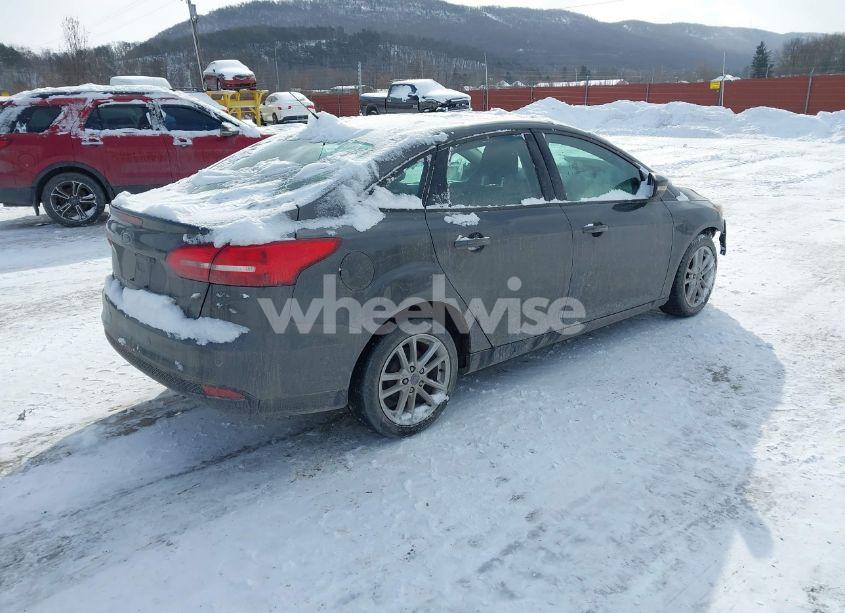 Photo 4 of 2016 Ford Focus SE (VIN 1FADP3F29GL329740)
