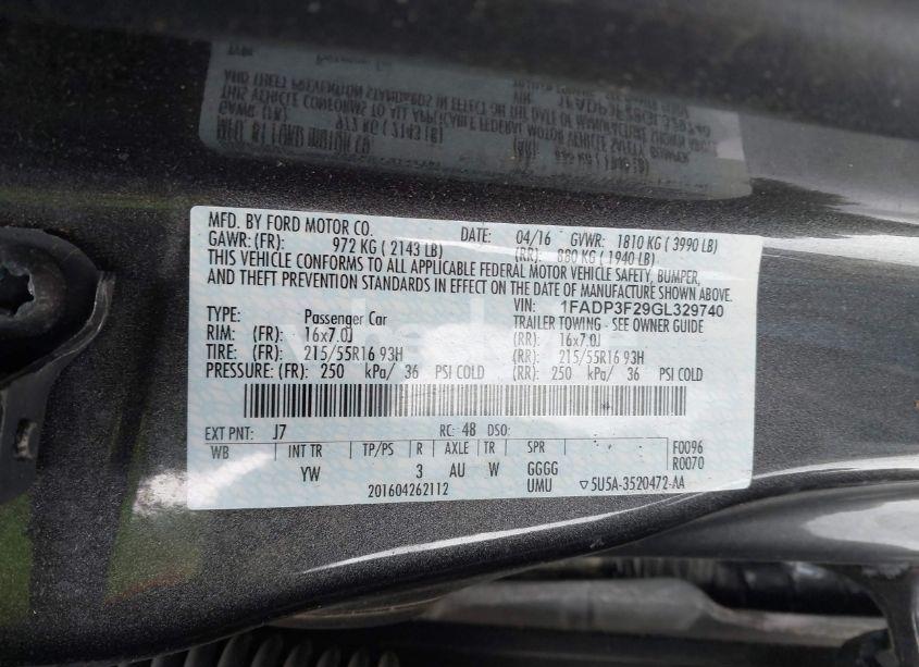 Photo 9 of 2016 Ford Focus SE (VIN 1FADP3F29GL329740)