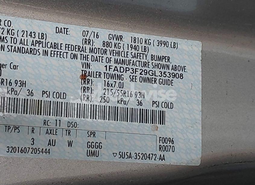 Photo 9 of 2016 Ford Focus SE (VIN 1FADP3F29GL353908)