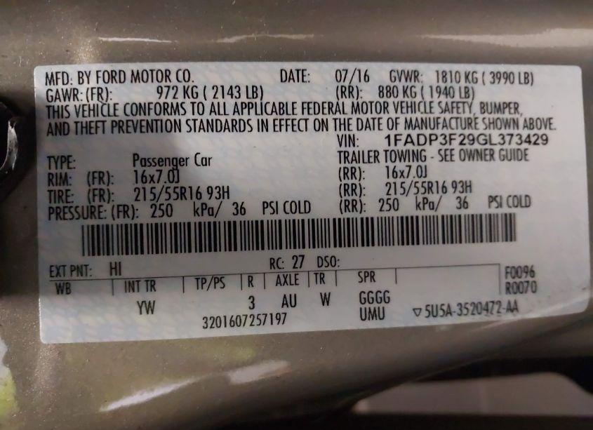 Photo 9 of 2016 Ford Focus SE (VIN 1FADP3F29GL373429)