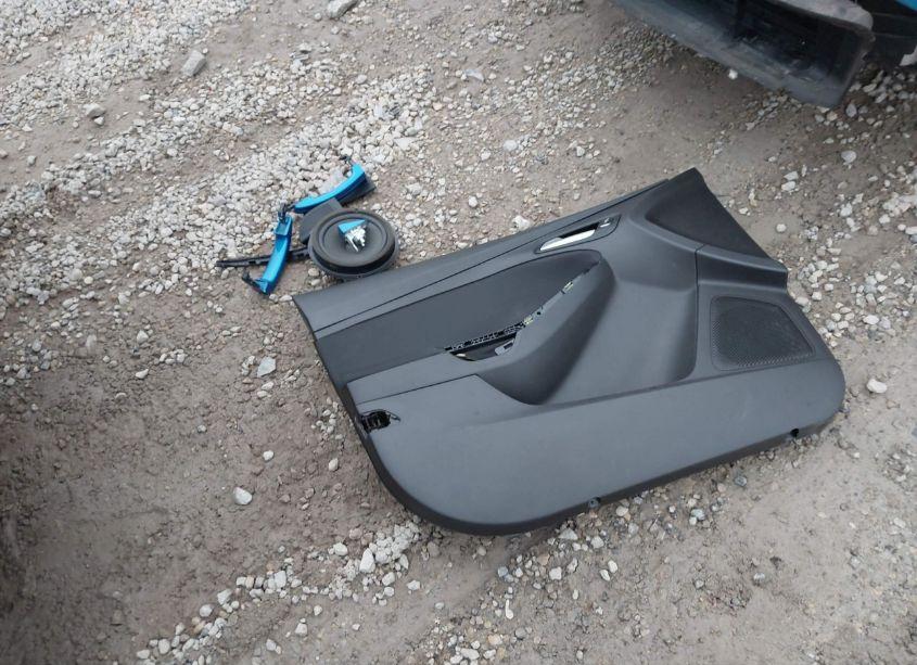 Photo 12 of 2016 Ford Focus SE (VIN 1FADP3F29GL378369)