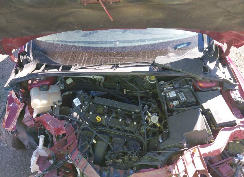 Photo 10 of 2016 Ford Focus SE (VIN 1FADP3F29GL381899)