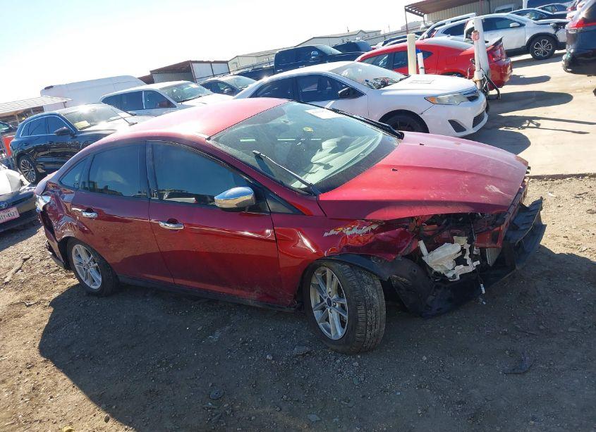 Photo 14 of 2016 Ford Focus SE (VIN 1FADP3F29GL381899)