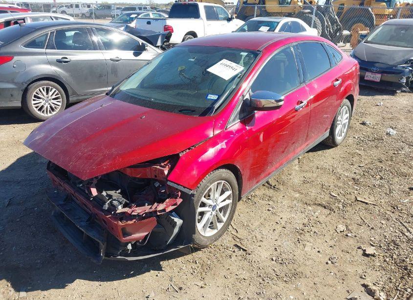 Photo 2 of 2016 Ford Focus SE (VIN 1FADP3F29GL381899)