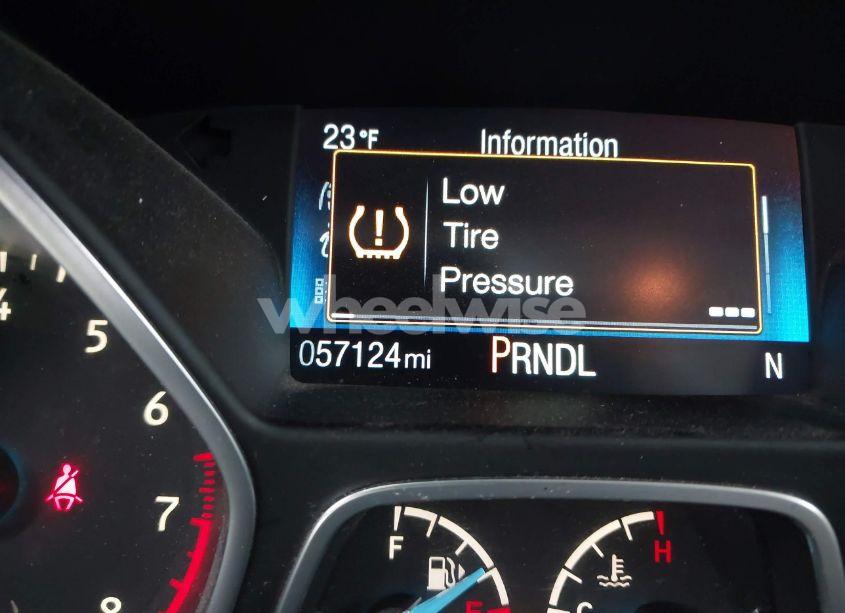 Photo 15 of 2016 Ford Focus SE (VIN 1FADP3F29GL382731)