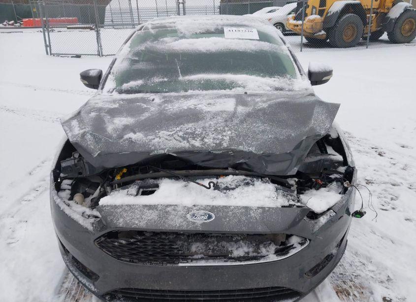 Photo 6 of 2016 Ford Focus SE (VIN 1FADP3F29GL384947)