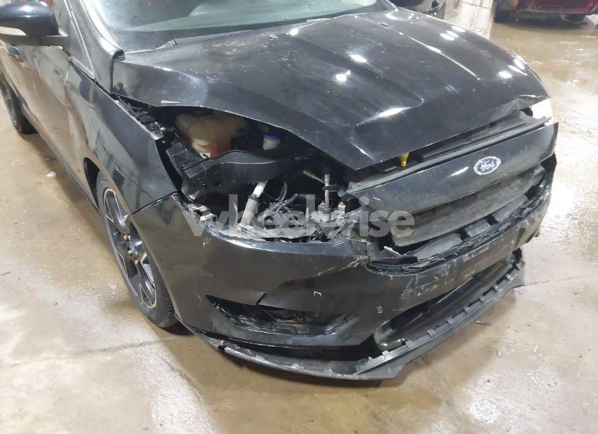 Photo 6 of 2016 Ford Focus SE (VIN 1FADP3F29GL403352)