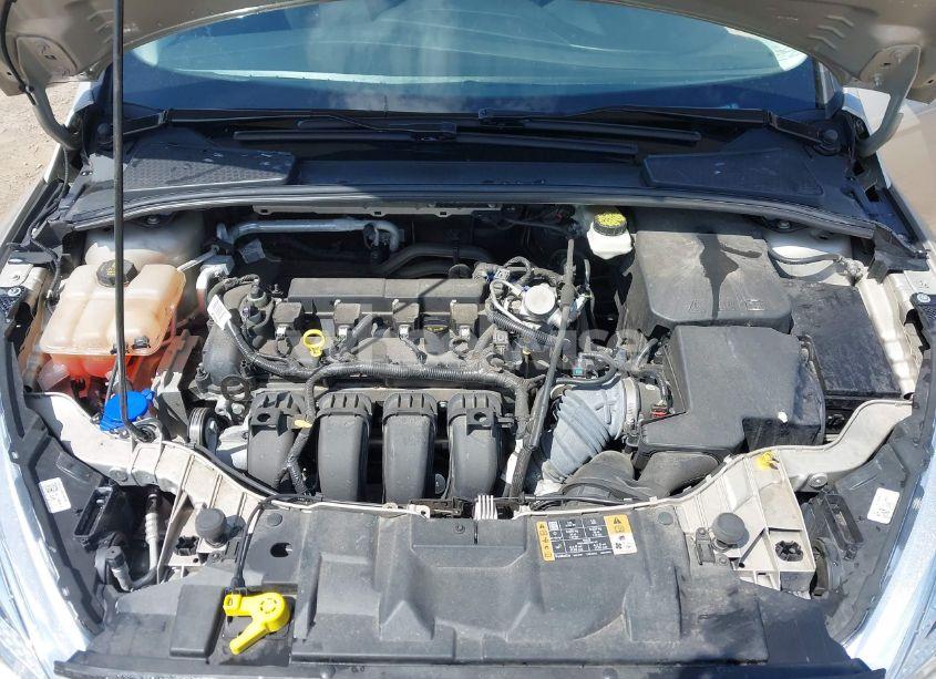 Photo 10 of 2017 Ford Focus SE (VIN 1FADP3F29HL229459)