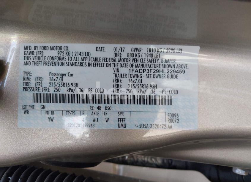 Photo 9 of 2017 Ford Focus SE (VIN 1FADP3F29HL229459)