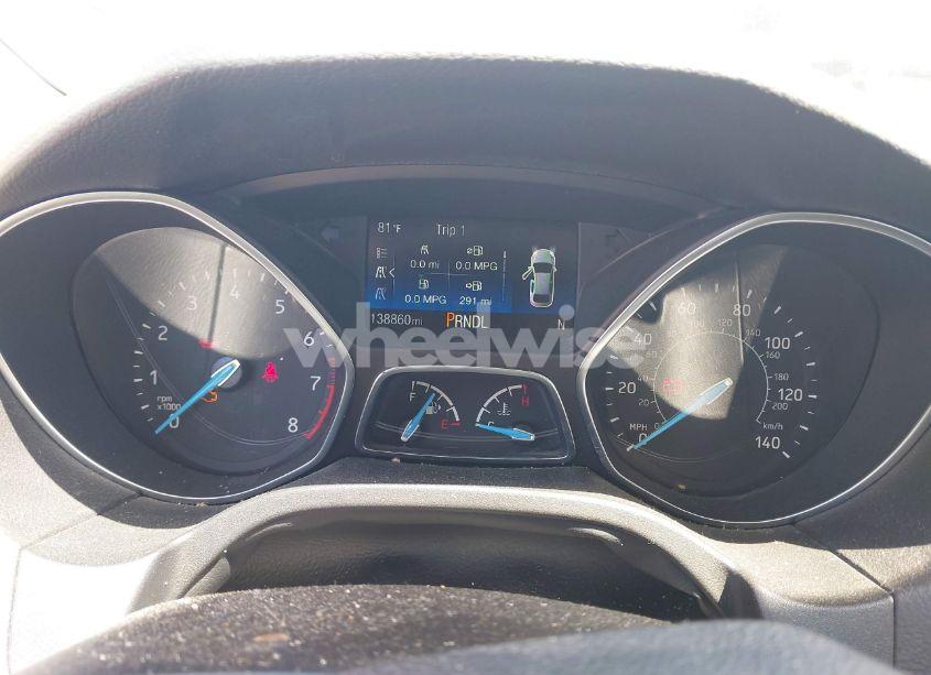 Photo 7 of 2017 Ford Focus SE (VIN 1FADP3F29HL234323)