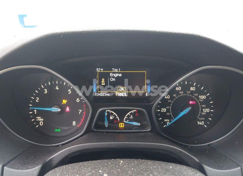 Photo 7 of 2017 Ford Focus SE (VIN 1FADP3F29HL270593)