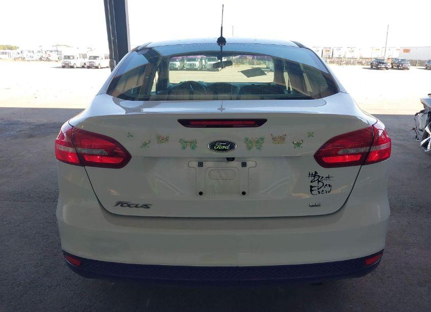 Photo 16 of 2017 Ford Focus SE (VIN 1FADP3F29HL288544)