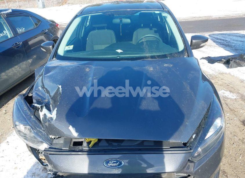 Photo 13 of 2017 Ford Focus SE (VIN 1FADP3F29HL290987)