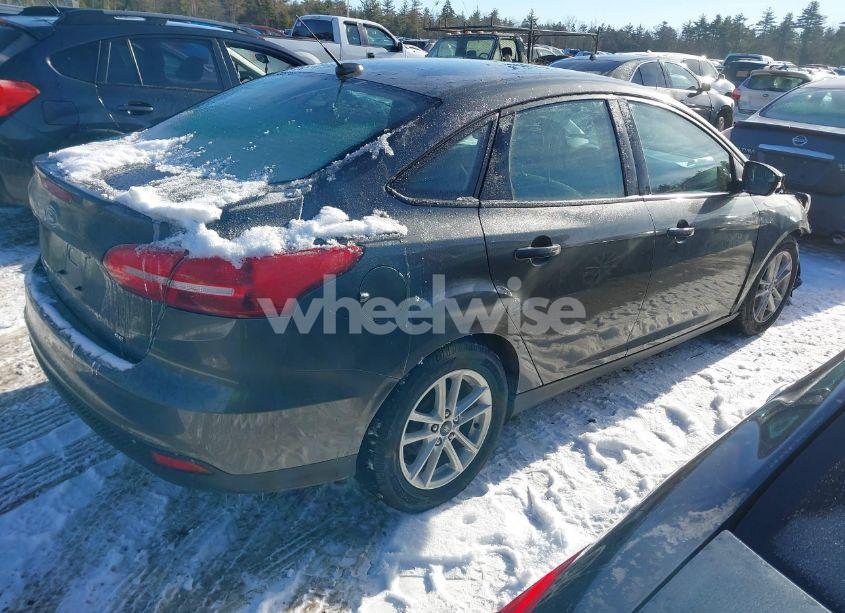 Photo 4 of 2017 Ford Focus SE (VIN 1FADP3F29HL290987)