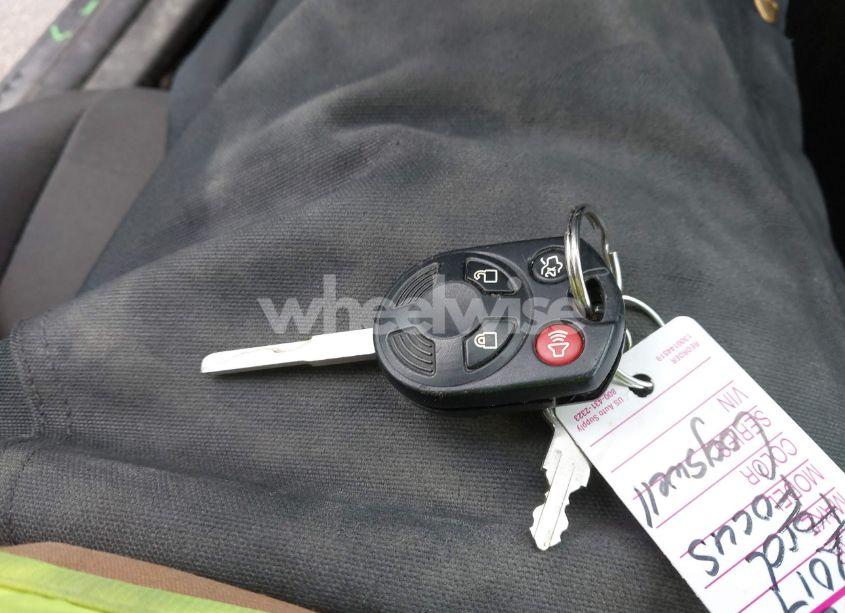 Photo 11 of 2017 Ford Focus SE (VIN 1FADP3F29HL309361)