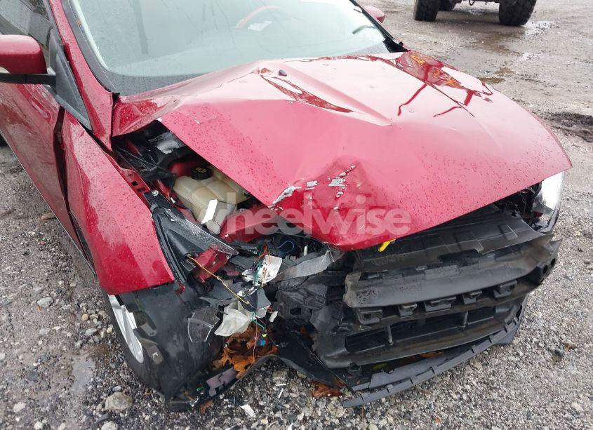 Photo 6 of 2017 Ford Focus SE (VIN 1FADP3F29HL318593)