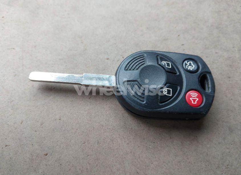 Photo 11 of 2017 Ford Focus SE (VIN 1FADP3F29HL339606)