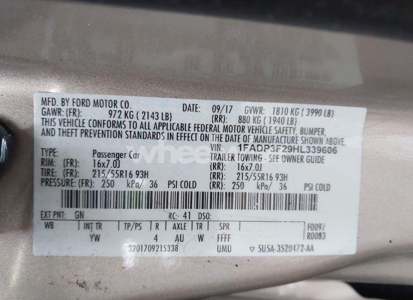 Photo 9 of 2017 Ford Focus SE (VIN 1FADP3F29HL339606)