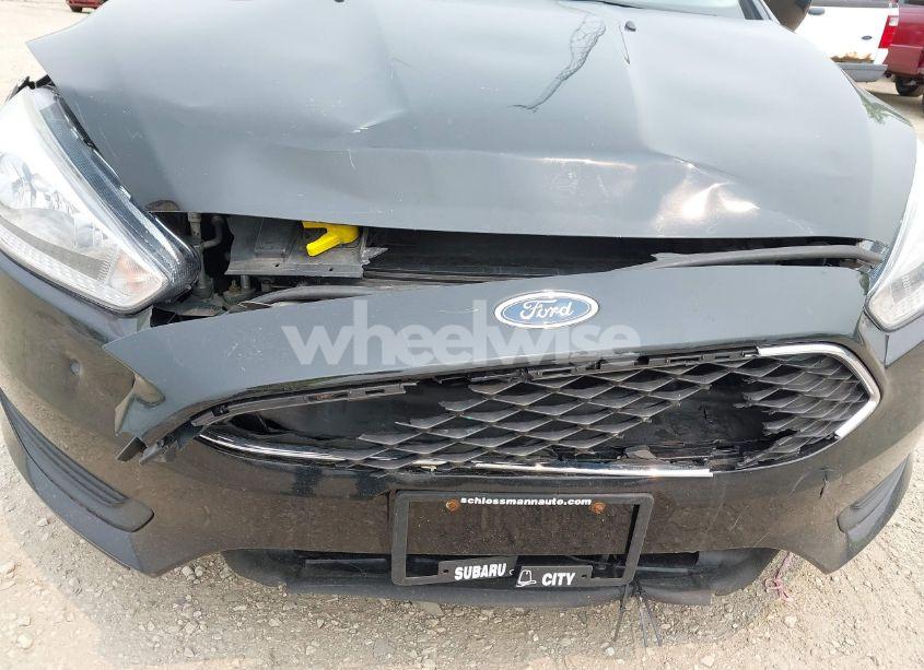 Photo 17 of 2018 Ford Focus SE (VIN 1FADP3F29JL202591)