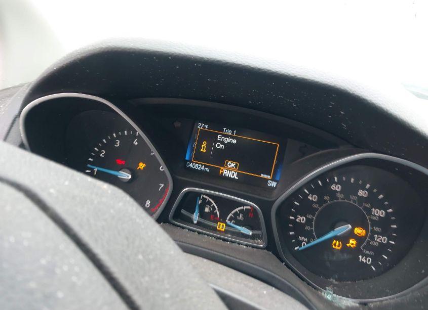 Photo 7 of 2018 Ford Focus SE (VIN 1FADP3F29JL257428)