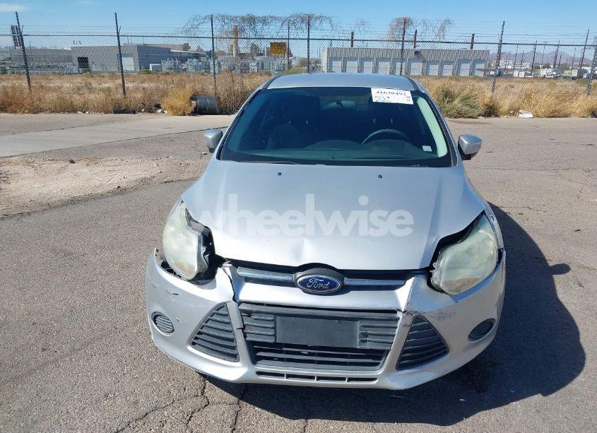 Photo 12 of 2013 Ford Focus SE (VIN 1FADP3F2XDL107428)