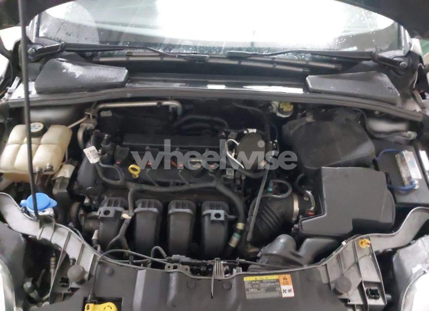 Photo 10 of 2013 Ford Focus SE (VIN 1FADP3F2XDL113939)