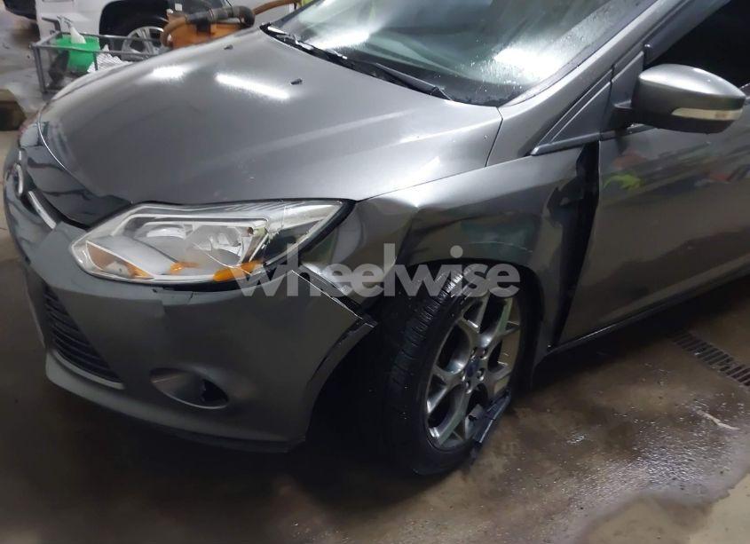 Photo 6 of 2013 Ford Focus SE (VIN 1FADP3F2XDL113939)