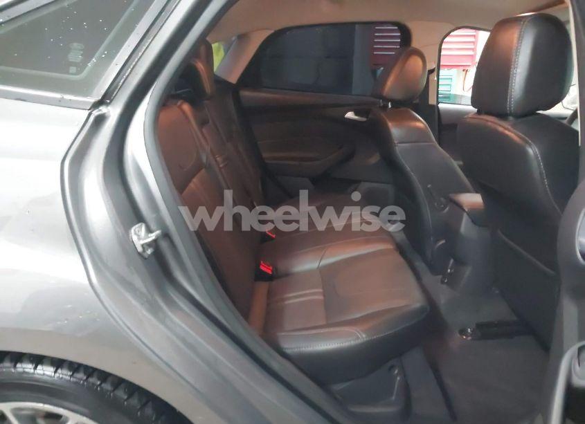 Photo 8 of 2013 Ford Focus SE (VIN 1FADP3F2XDL113939)