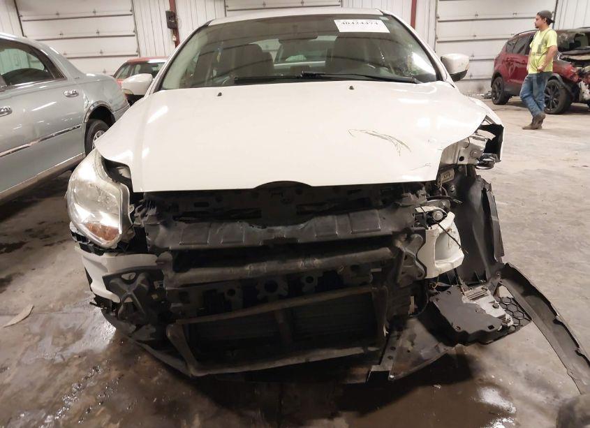 Photo 17 of 2013 Ford Focus SE (VIN 1FADP3F2XDL138520)