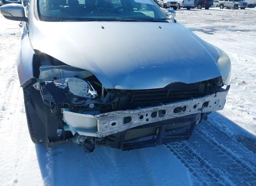 Photo 6 of 2013 Ford Focus SE (VIN 1FADP3F2XDL184770)