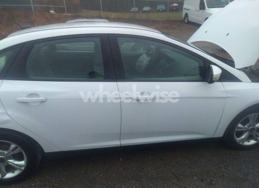 Photo 14 of 2013 Ford Focus SE (VIN 1FADP3F2XDL188625)