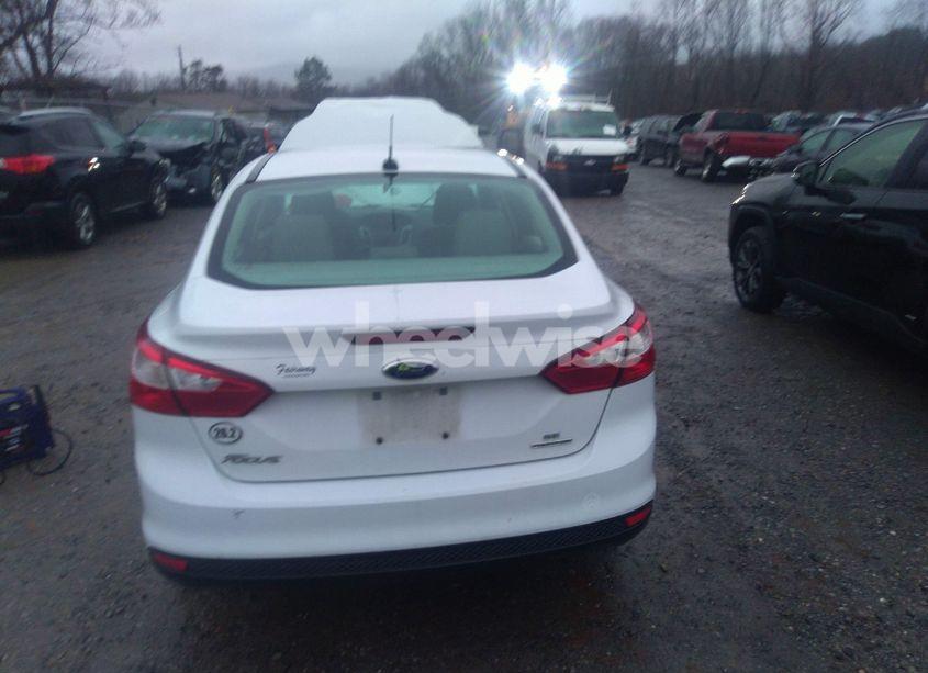 Photo 17 of 2013 Ford Focus SE (VIN 1FADP3F2XDL188625)