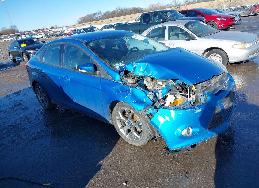 2013 Ford Focus SE (VIN 1FADP3F2XDL190066) main photo